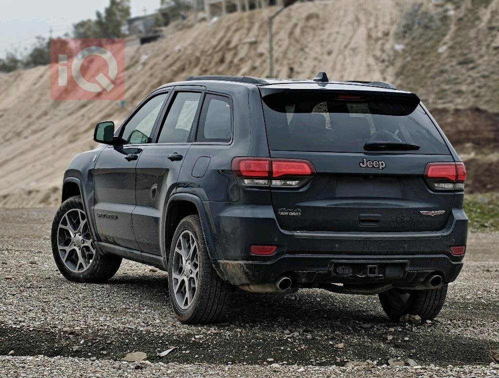 جیپ گراند شیرۆکی